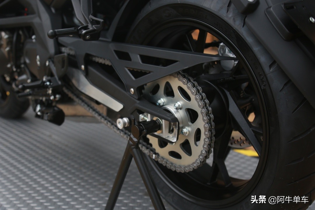 阿牛说车——赛道上的追600到底怎么样？