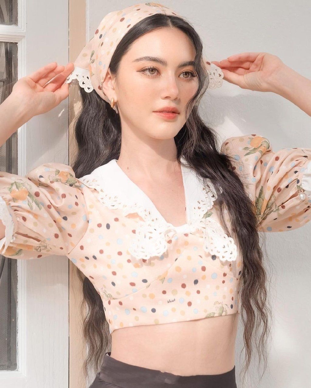 杨幂碎花裙粉色,杨幂穿东北碎花裙时尚感爆棚