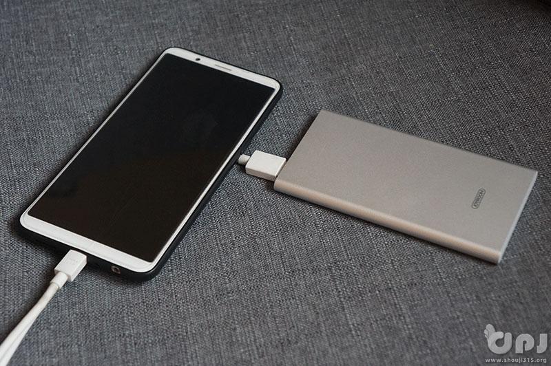 超薄手机壳充电宝推荐,手机壳一体的充电宝测评