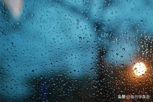 “下雨天”只会说“arainyday”？未免也太单调了