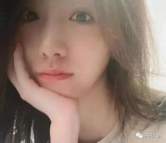 周也和赖冠霖真的在一起吗,周也和赖冠霖的恋情是真的吗