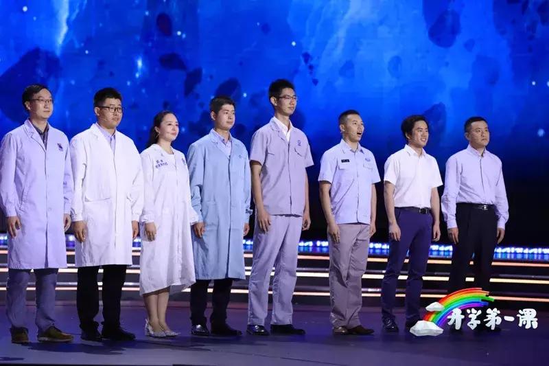 开学第一课|带孩子聆听这5个动人的*旗国**故事