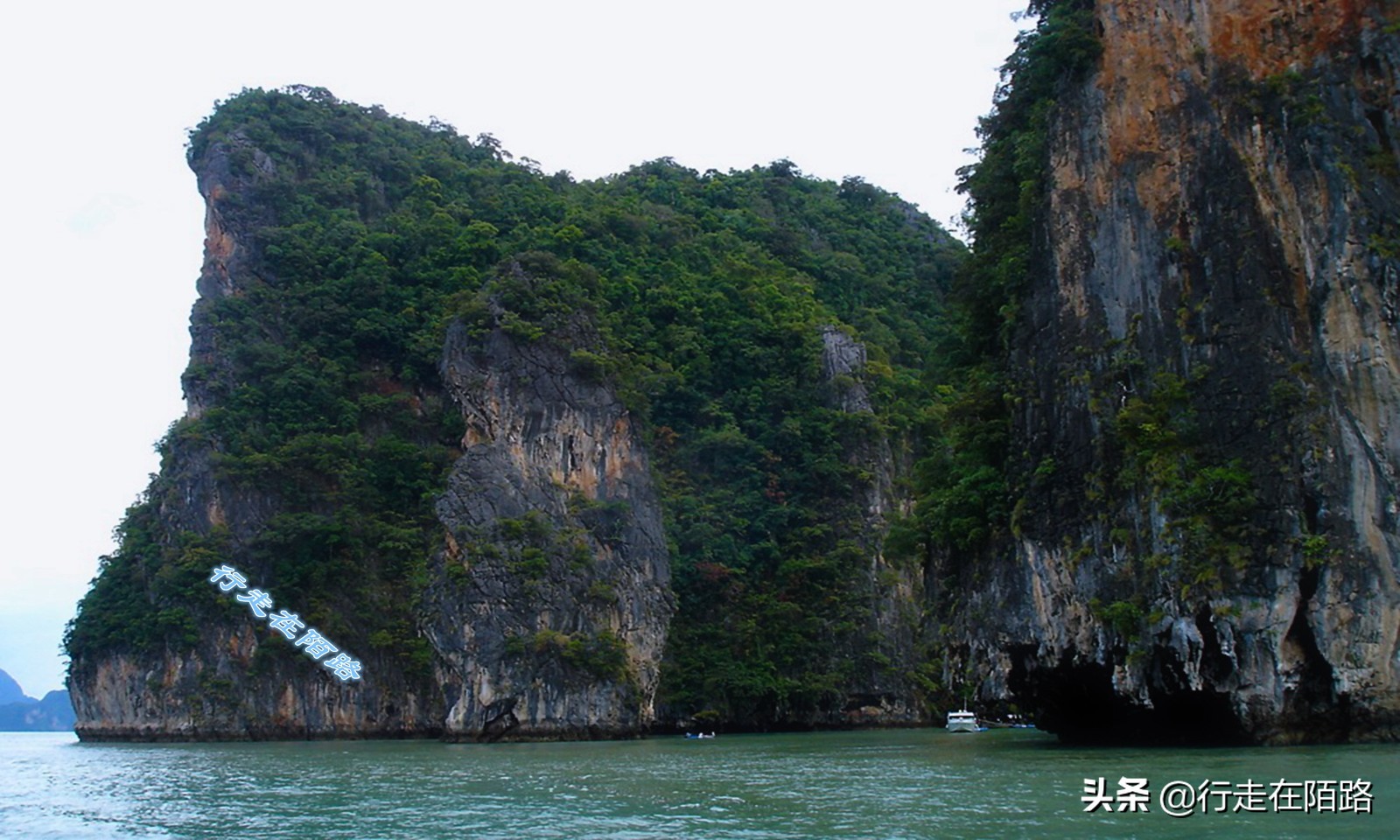 泰国唯一的回民村：房子踩高跷、足球水上踢，饭菜最难吃