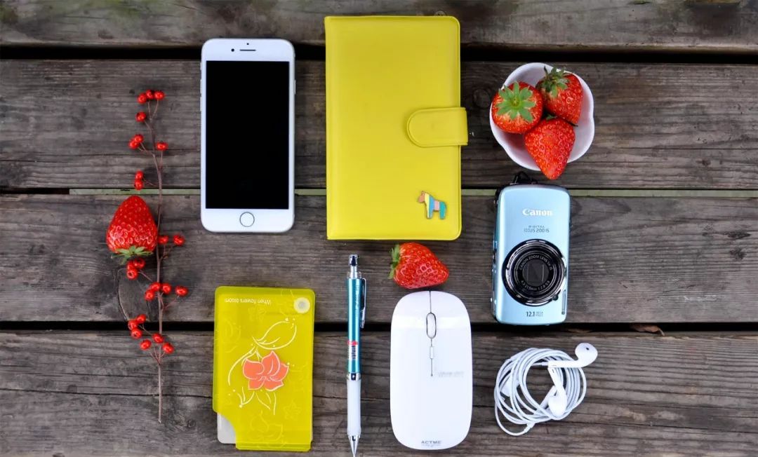 国庆节节出门旅游必带的8件神器,国庆节出游带什么好物