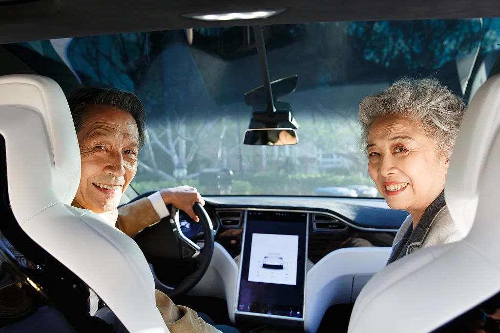 70岁老人考驾照科一过不了怎么办,70岁以上老人考驾照新规定