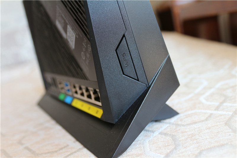 华硕roggt-ax6000路由器测评,华硕rtax56u路由器测评