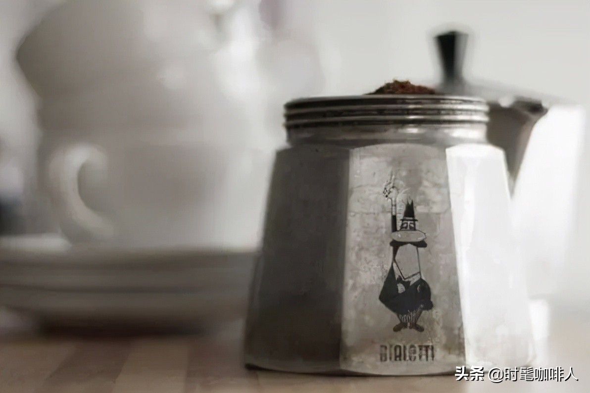 用摩卡壶煮咖啡煮多长时间适合,摩卡壶煮咖啡用什么水最好