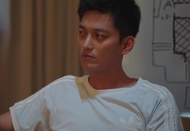 穿越火线许蔚为什么不救肖枫,穿越火线电视剧许蔚为什么变坏