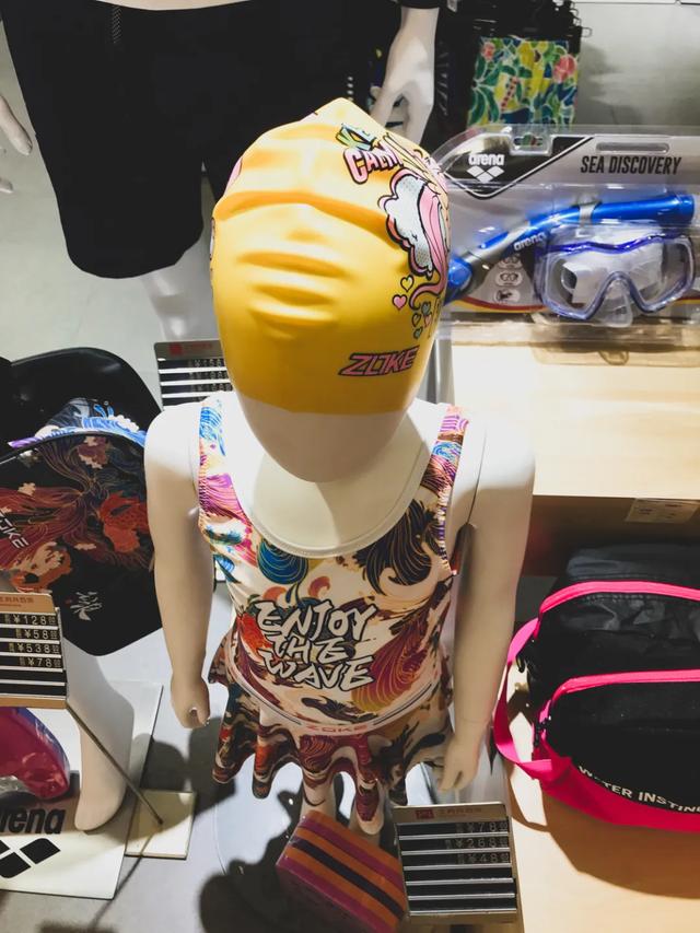 带宝宝潜水用什么泳镜,儿童初学潜水需要买泳帽吗
