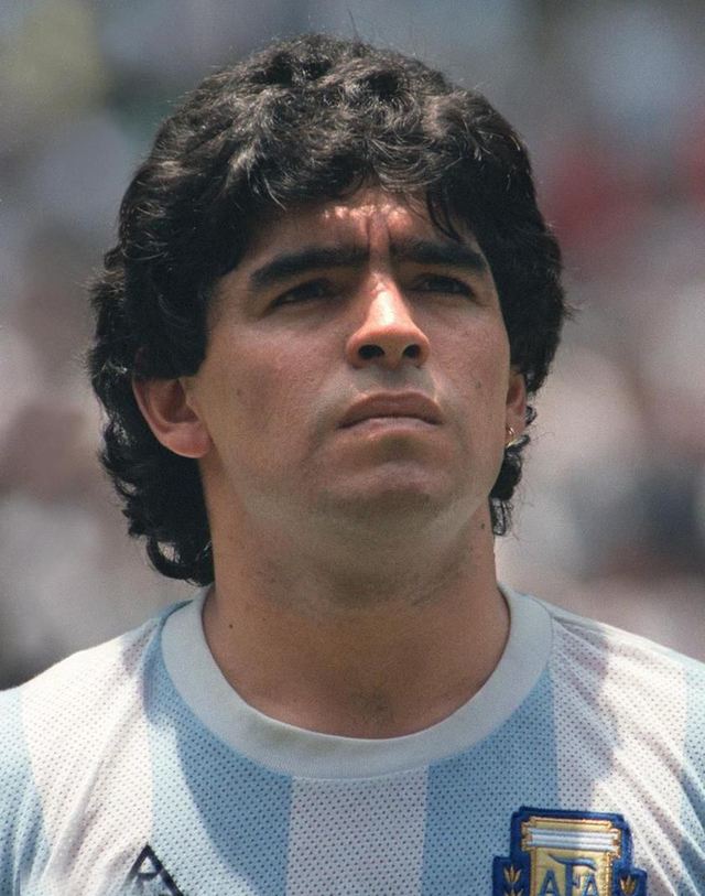 球王马拉多纳贝利,马拉多纳征服了意甲