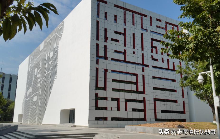 最好的大专深圳大学,深圳大学重点专科