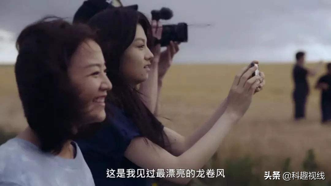 辽宁龙卷人伤亡196人，有的人为了钱却去追龙卷风，一次2000美