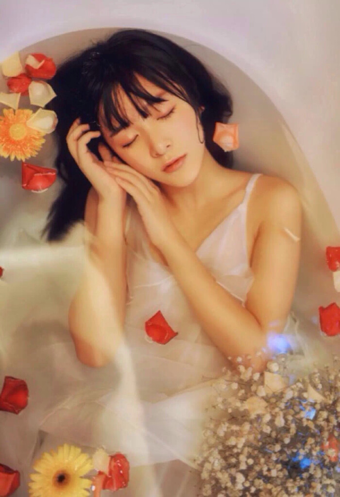 关晓彤吴宣仪赵露思,赵露思关晓彤吴宣仪