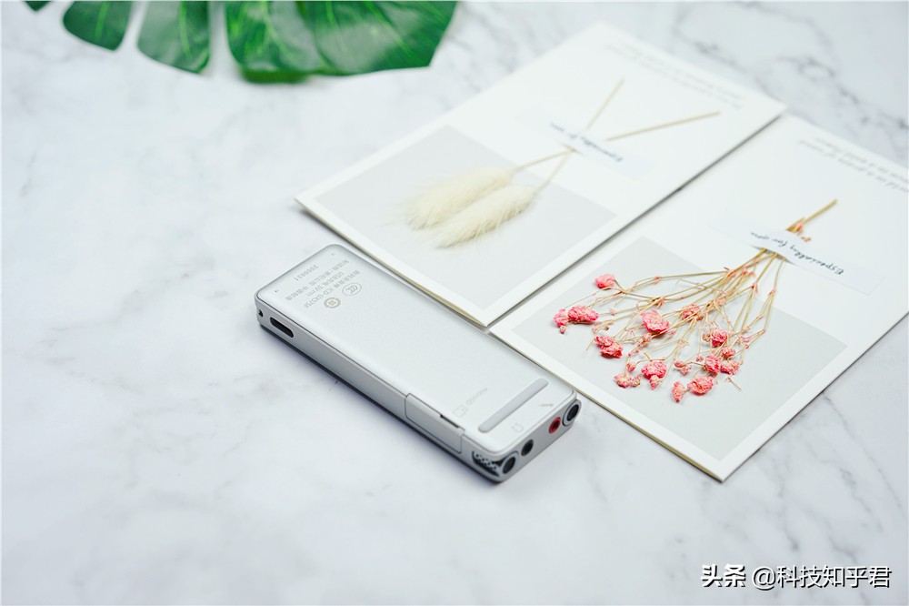 索尼录音笔ux570与575哪个更值,索尼录音笔icd-ux575