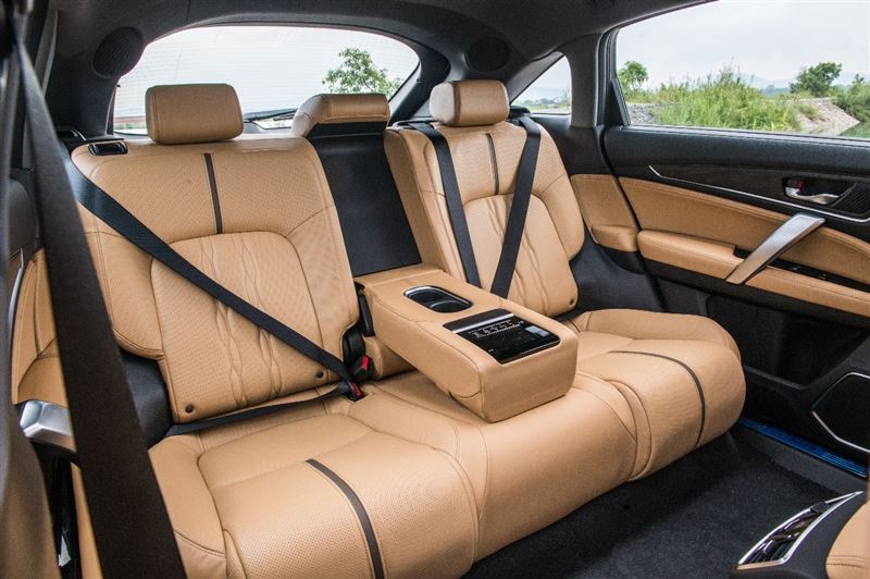 椹跺悜缇庡ソ鐢熸椿鍏ㄦ柊ur-v姝ｅ紡涓婂競,鍏ㄦ柊urv濡備綍鎵撳姩鏂颁腑浜х殑蹇冩墘