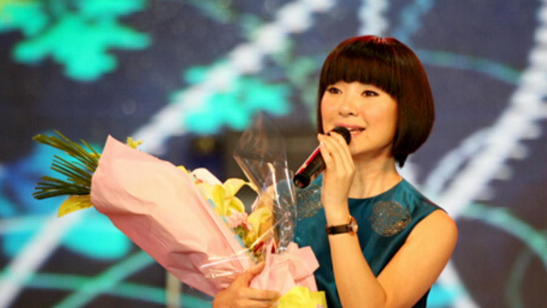 90年代红遍大江南北的八位女歌手,80年代比较有代表性的大陆女歌手