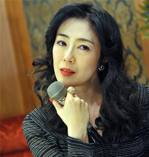 潜逃15年7次整容,福田和子逃亡15年