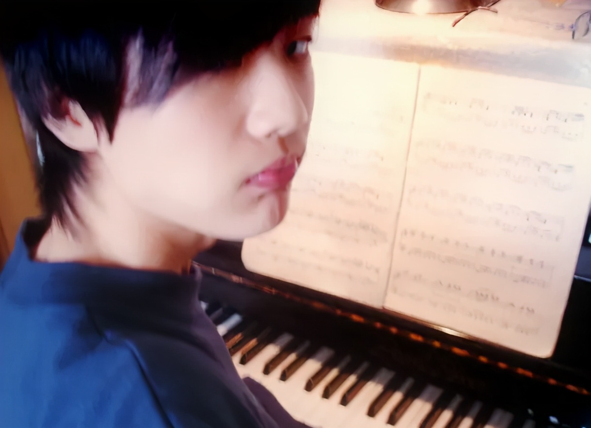 许嵩的啥歌入选教材,许嵩入选大学语文教材