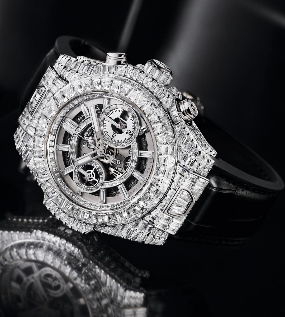 男人有多爱钻石？来看C罗的手腕