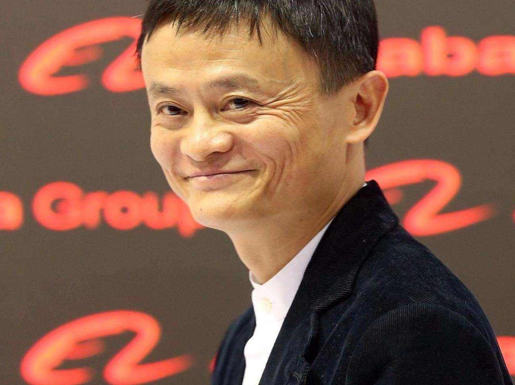 以色列总统问马云：淘宝上卖导弹吗？马云高情商回答，掌声不断