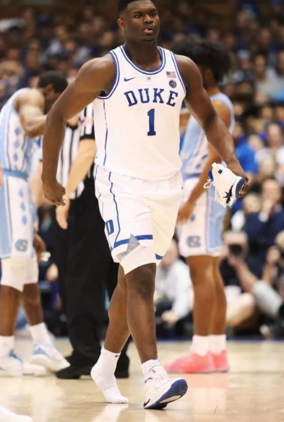 史上最贵一双鞋,世界上最贵两亿的运动鞋