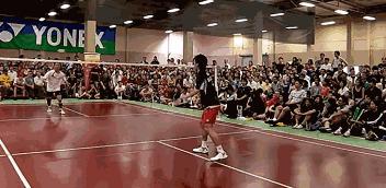 球场上的小妙招,教你一招实用的球场技巧