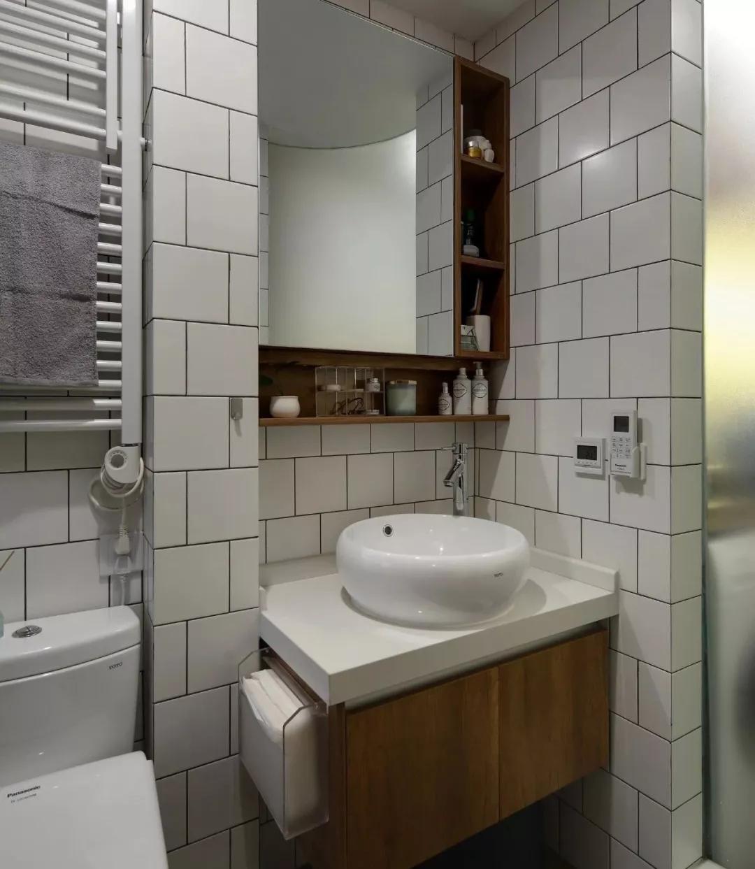 洗手台镜子装在哪好,洗手台上不装镜子