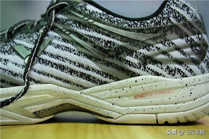 飞云a922评测,羽毛球鞋排行榜前十名中羽