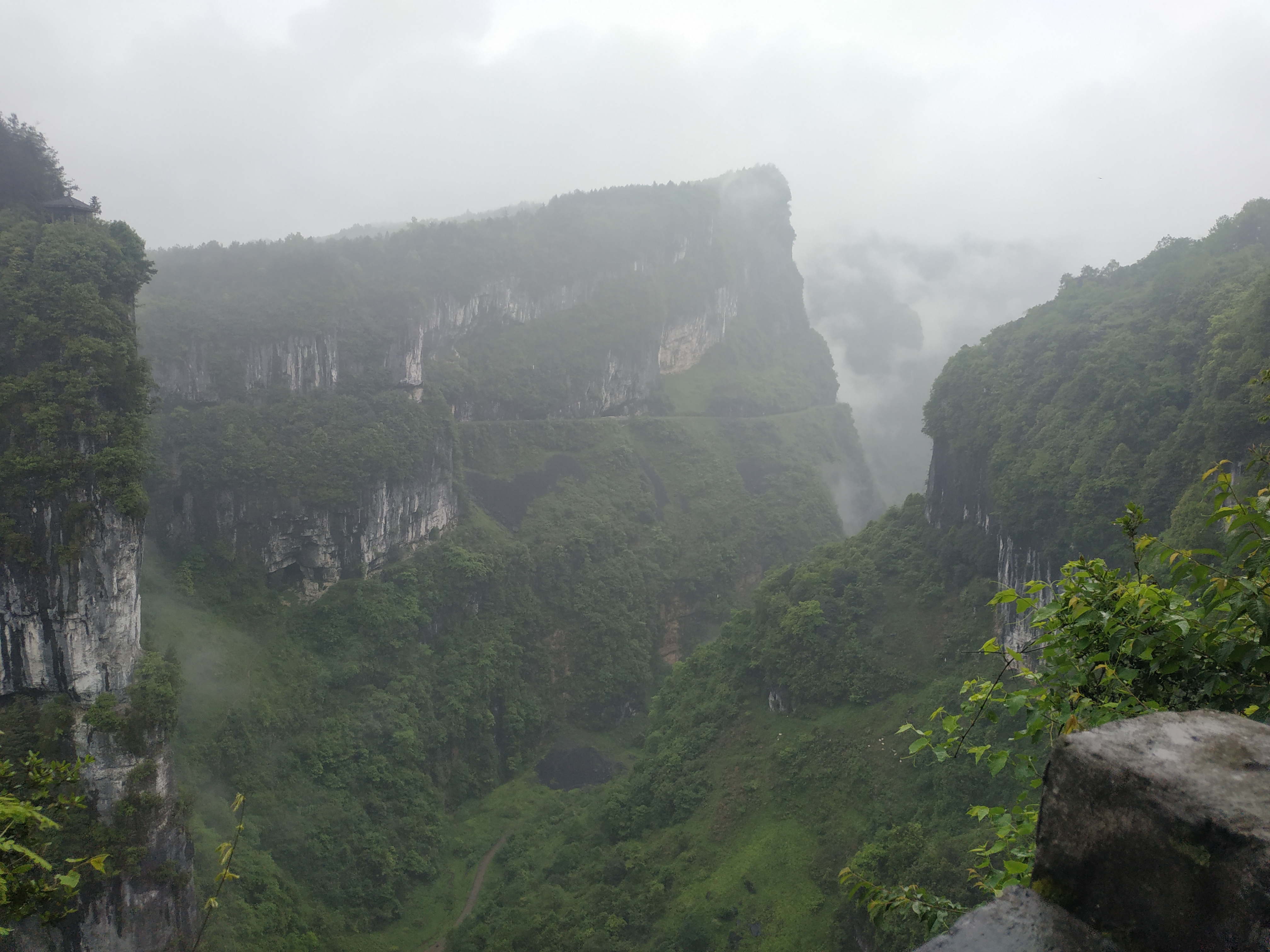 山城重庆的夜别样的美,重庆四天三夜