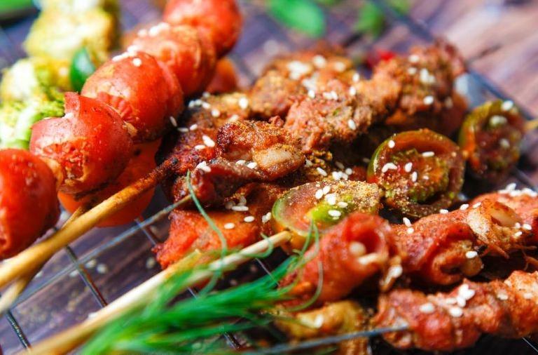 加盟烧烤店有亏钱的吗,烧烤加盟骗局揭秘