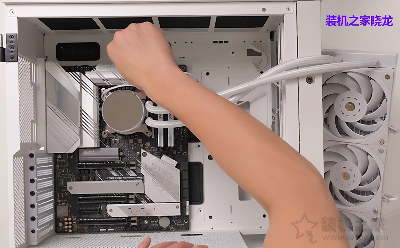 简单组装电脑的详细教程,组装电脑装机流程