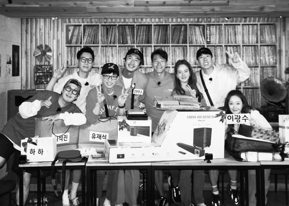 闊╁浗鑹轰汉浣庤胺,闊╁浗鑹轰汉鎷煎懡