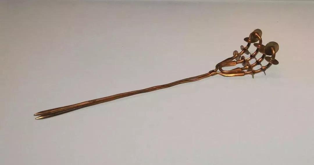 屋漏痕和折钗股是什么意思,锥画沙屋漏痕折钗股什么意思