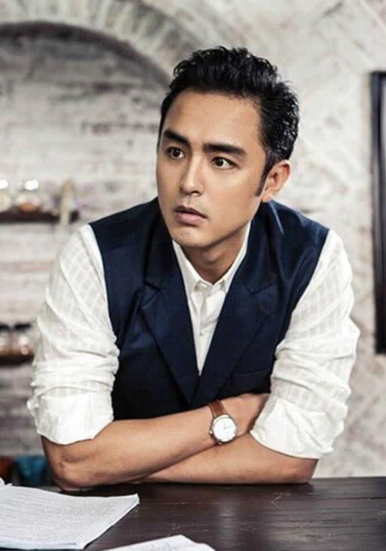 白马王子明道豪宅：竟用“不锈钢”浴缸，还经常在户外做饭，牛