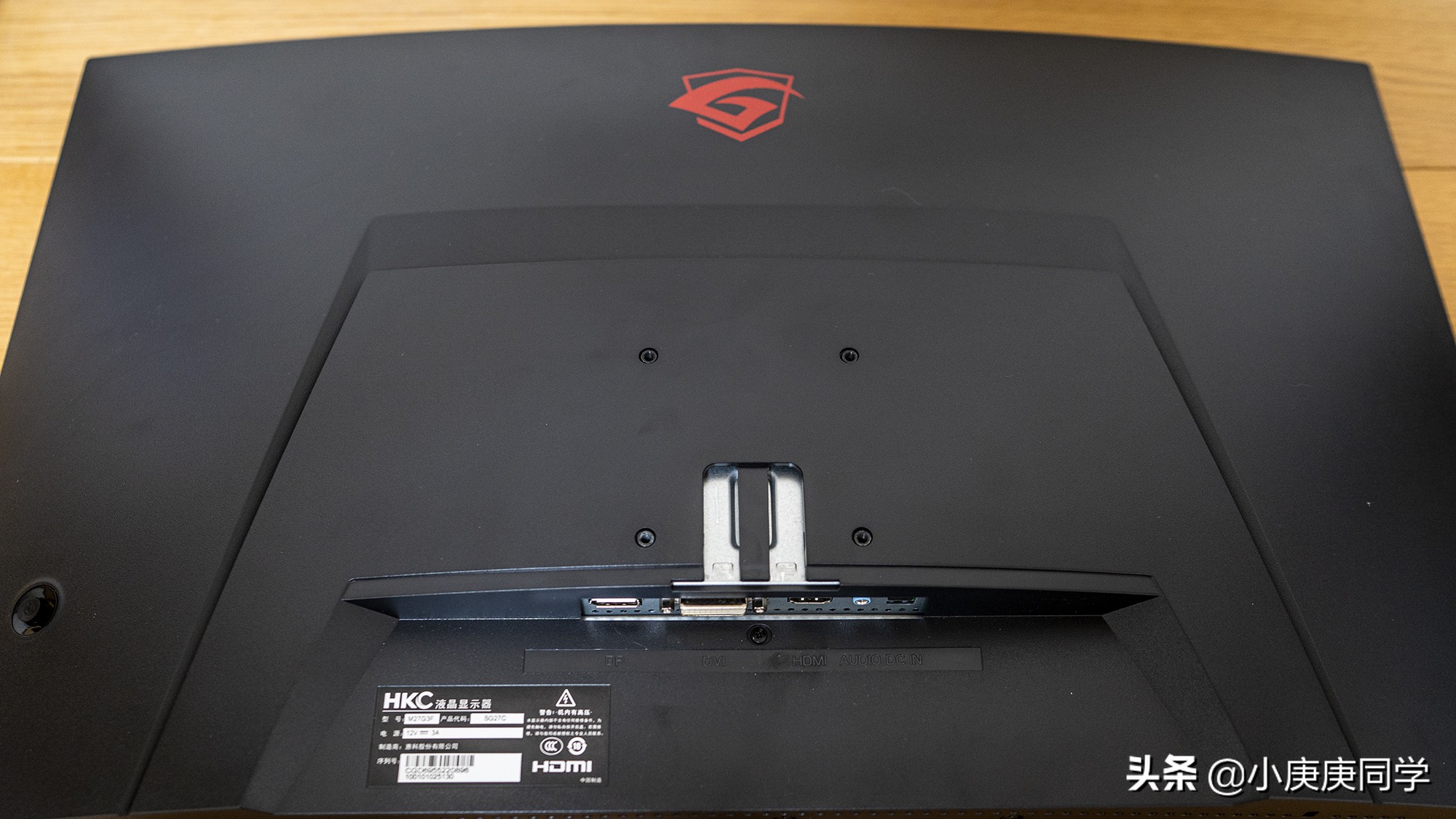 hkc24寸165hz显示器游戏测评,hkc1k144hz显示器曲面