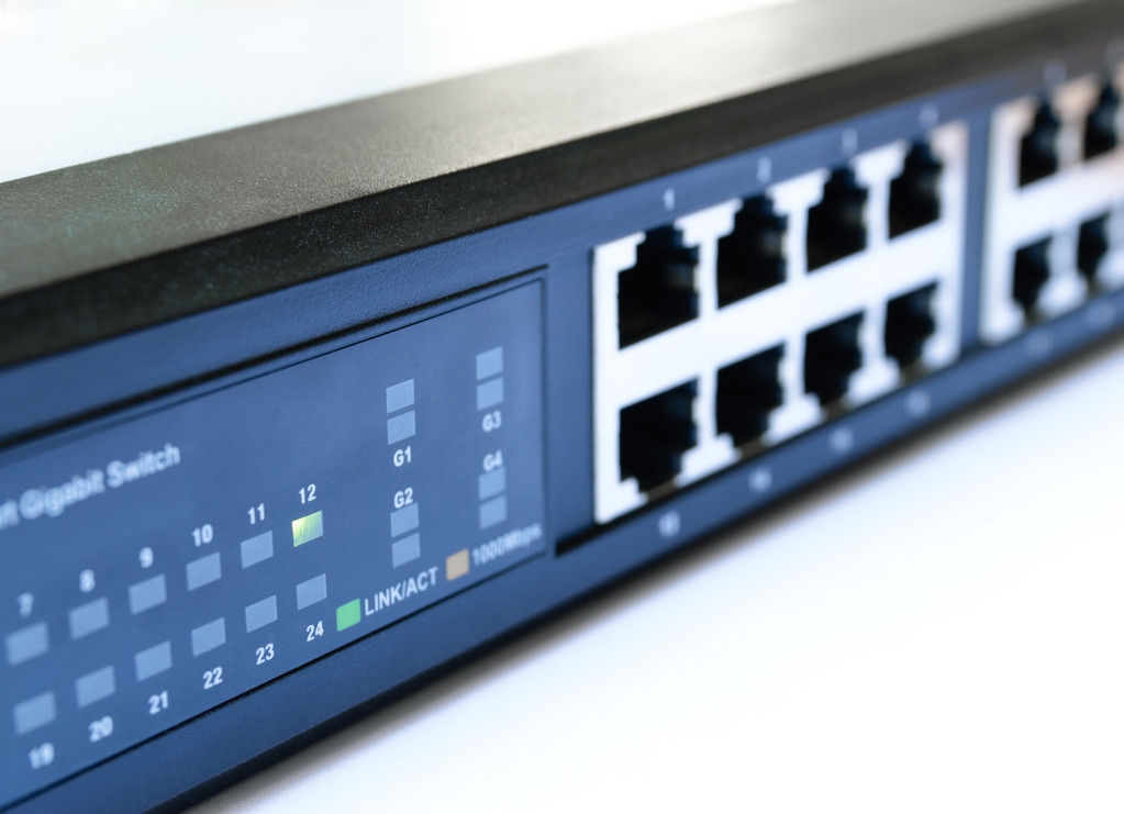 普通交换机怎么改poe供电,poe交换机供电好还是用电源好