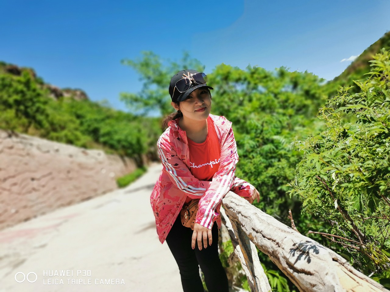 华为p30现在值得购买吗,华为p30还值得上手吗