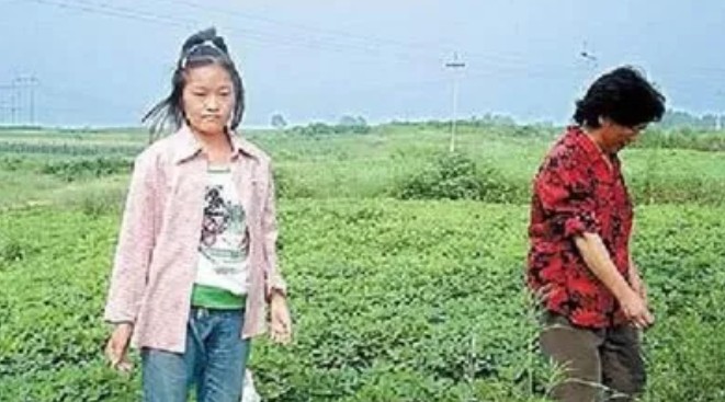 当年轰动一时的高考0分英雄,高考0分的白卷英雄如今过得怎样