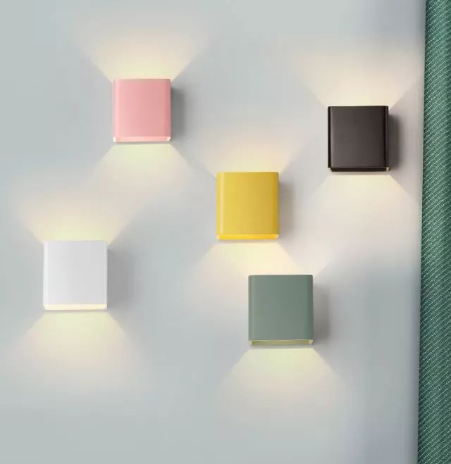 最新款最流行的小吸顶灯,什么款式的吸顶灯好看又亮耐用