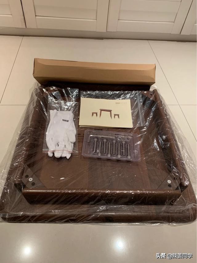 黑胡桃茶桌最新款2023方桌,极简轻奢黑胡桃实木方桌