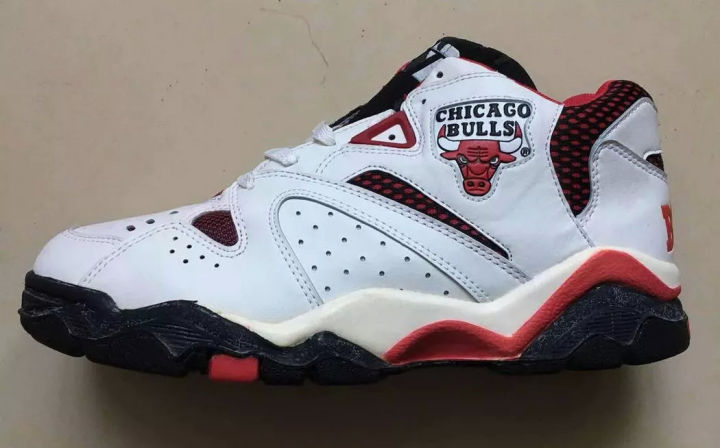 各nba球员与运动品牌签约,nba近年来篮球发展的趋势