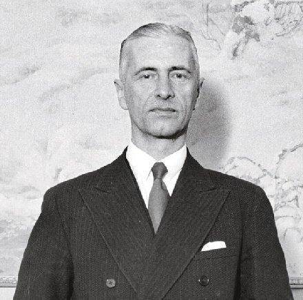 波兰为什么被称为二战最惨的国家,二战时的波兰和中国谁强