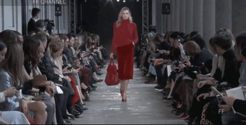 gigibellakendall走秀,gigibellakendall同框