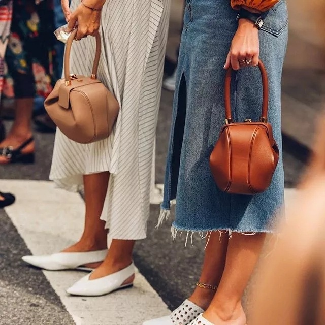 各种各样的名牌包包,千奇百怪的包包