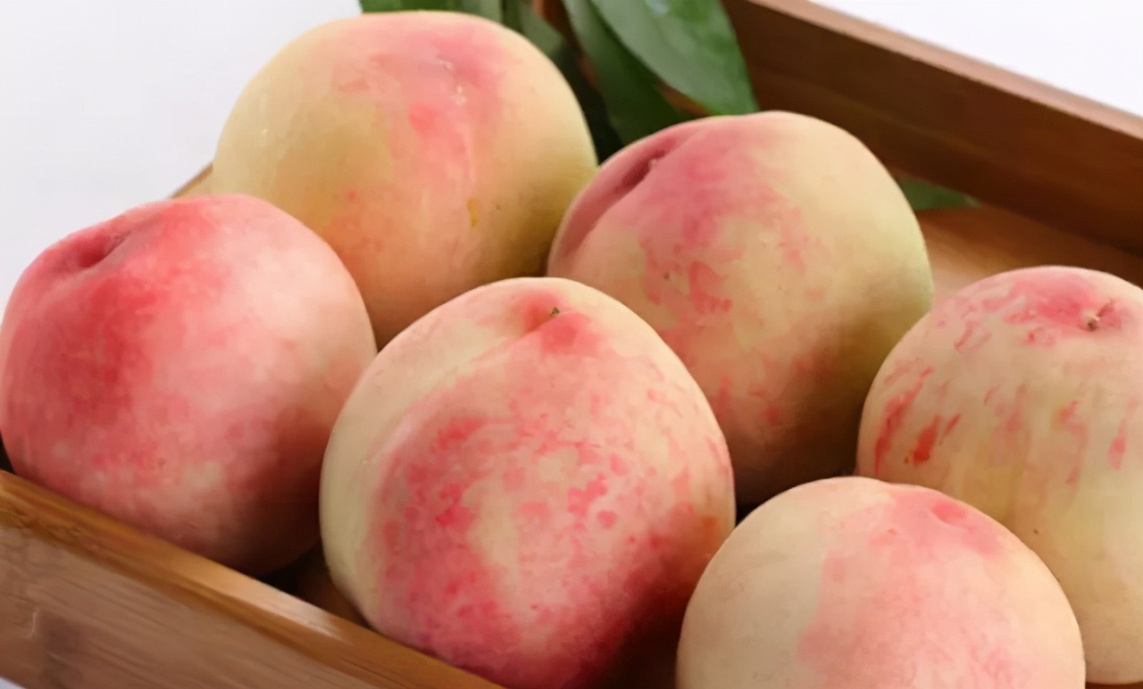 可以喝的桃子！被一颗水蜜桃引爆的亿元“桃经济”