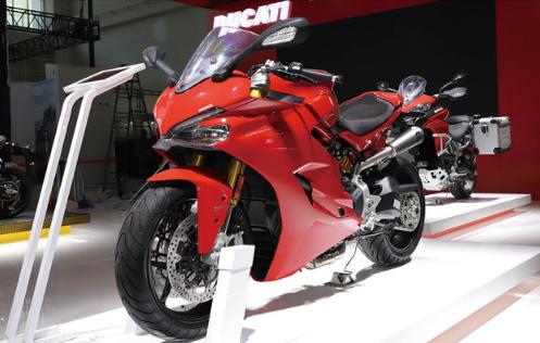 比奔驰S还贵的摩托车是什么样？带你走进2019北京摩托车展