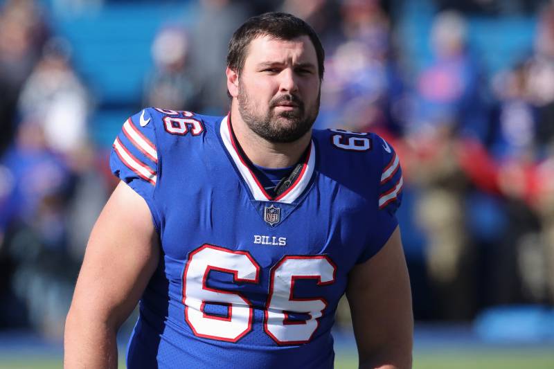 225磅有多重,nfl橄榄球225磅卧推纪录