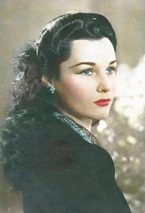 英国第一美女费雯丽,费雯丽英国女王