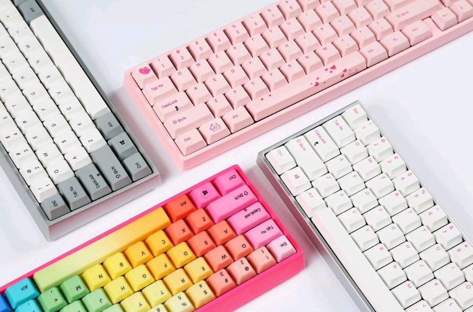 青轴机械键盘哪种好,红青茶黑轴机械键盘怎么选