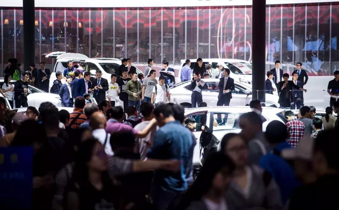 现在的混动车与三年前的差别,新能源车和混动车是不是很成功